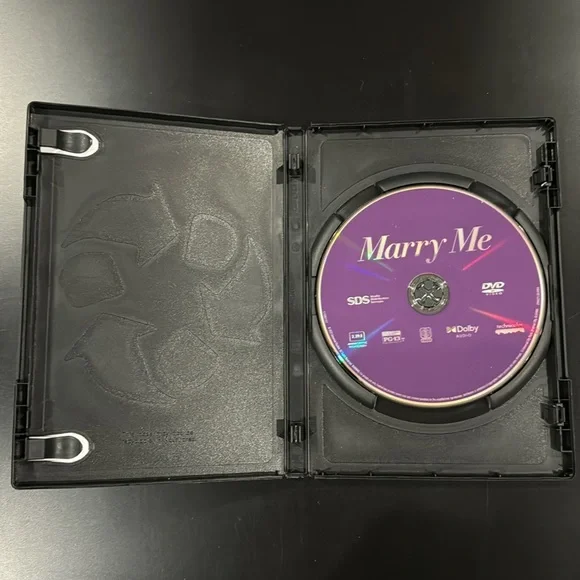 Marry Me - DVD - Picture 3 of 4